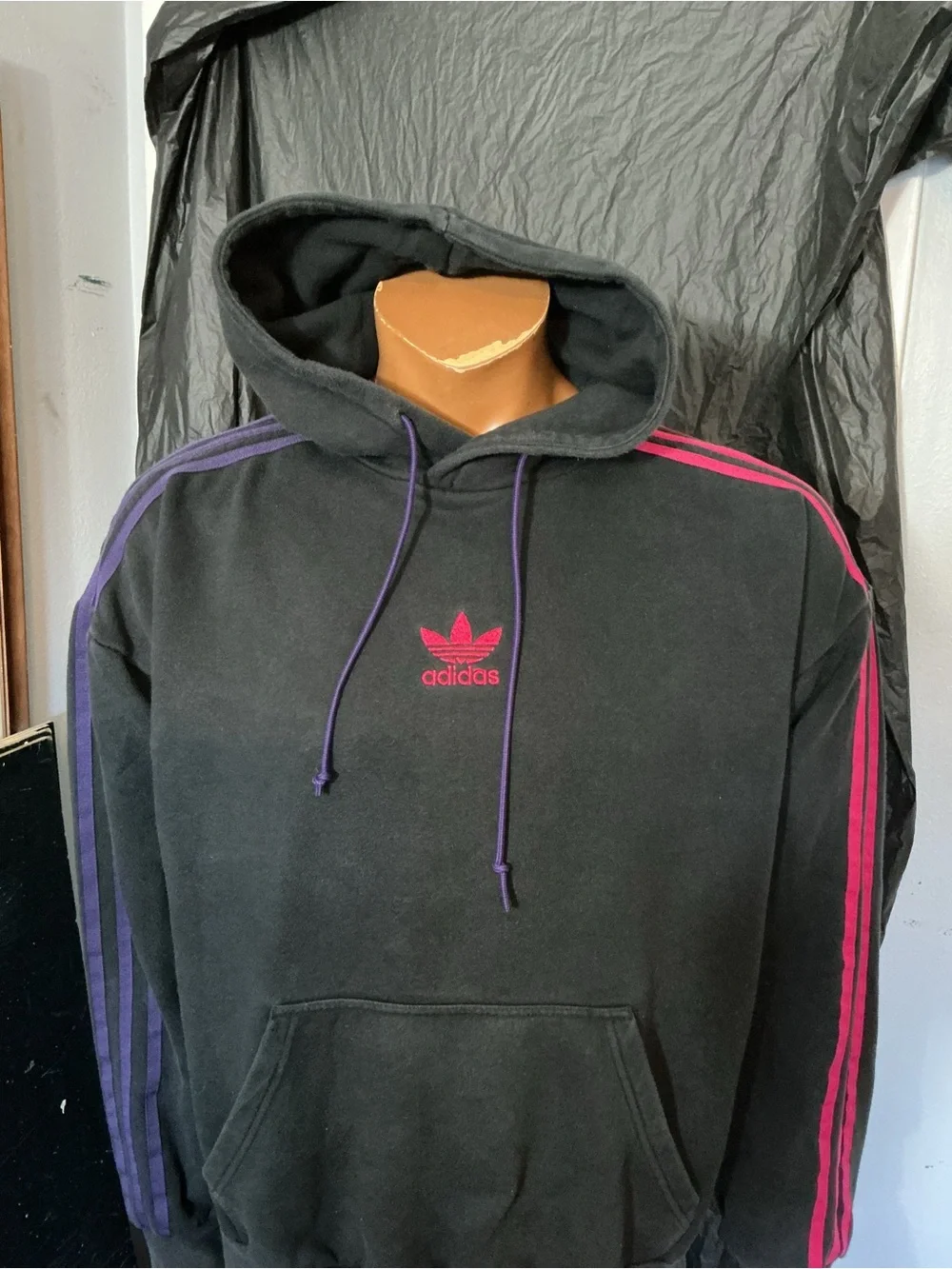 $110 Adidas Originals Embroidered Trefoil 3 Stripes Black Pullover Hoodie